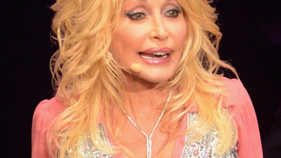 Dolly parton always wears make up
