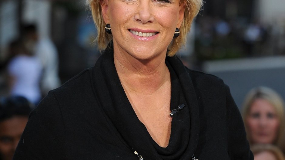 Joan lunden shaves head