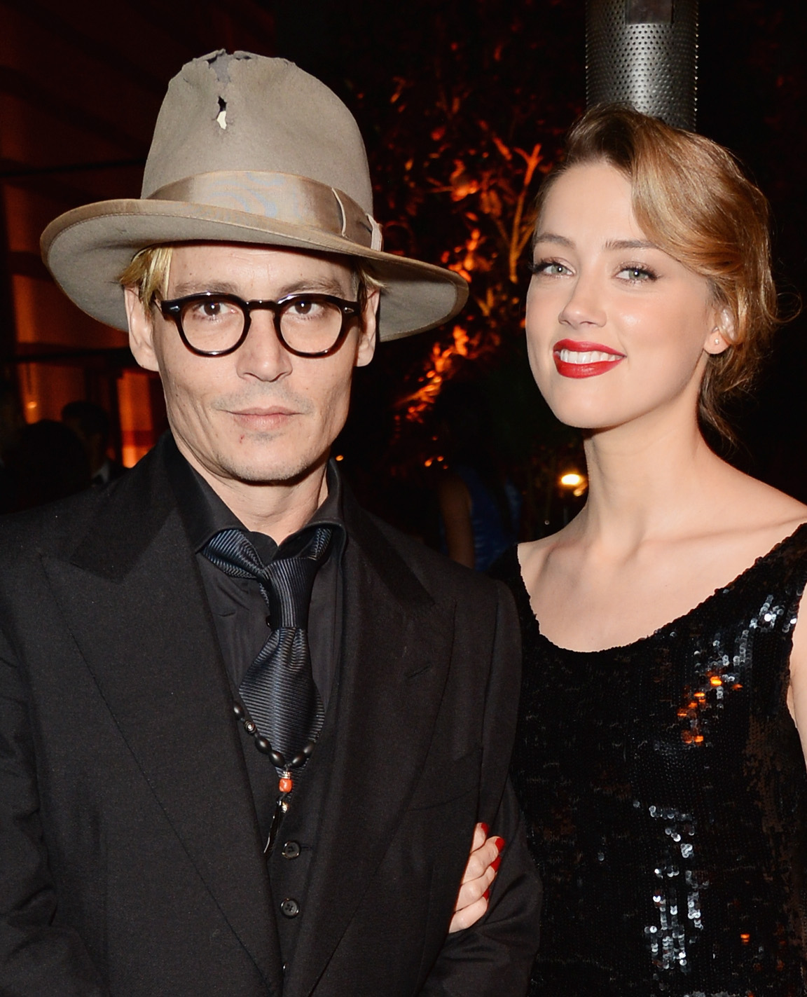 Johnny Depp and Amber Heard are Married — Get the Details on Their ...