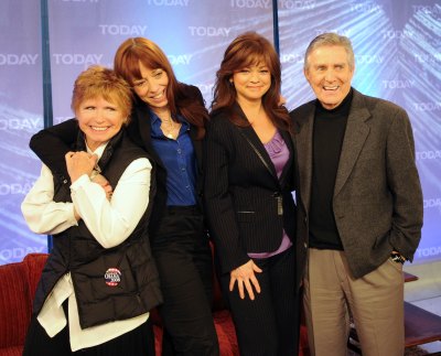 'one day at a time' cast