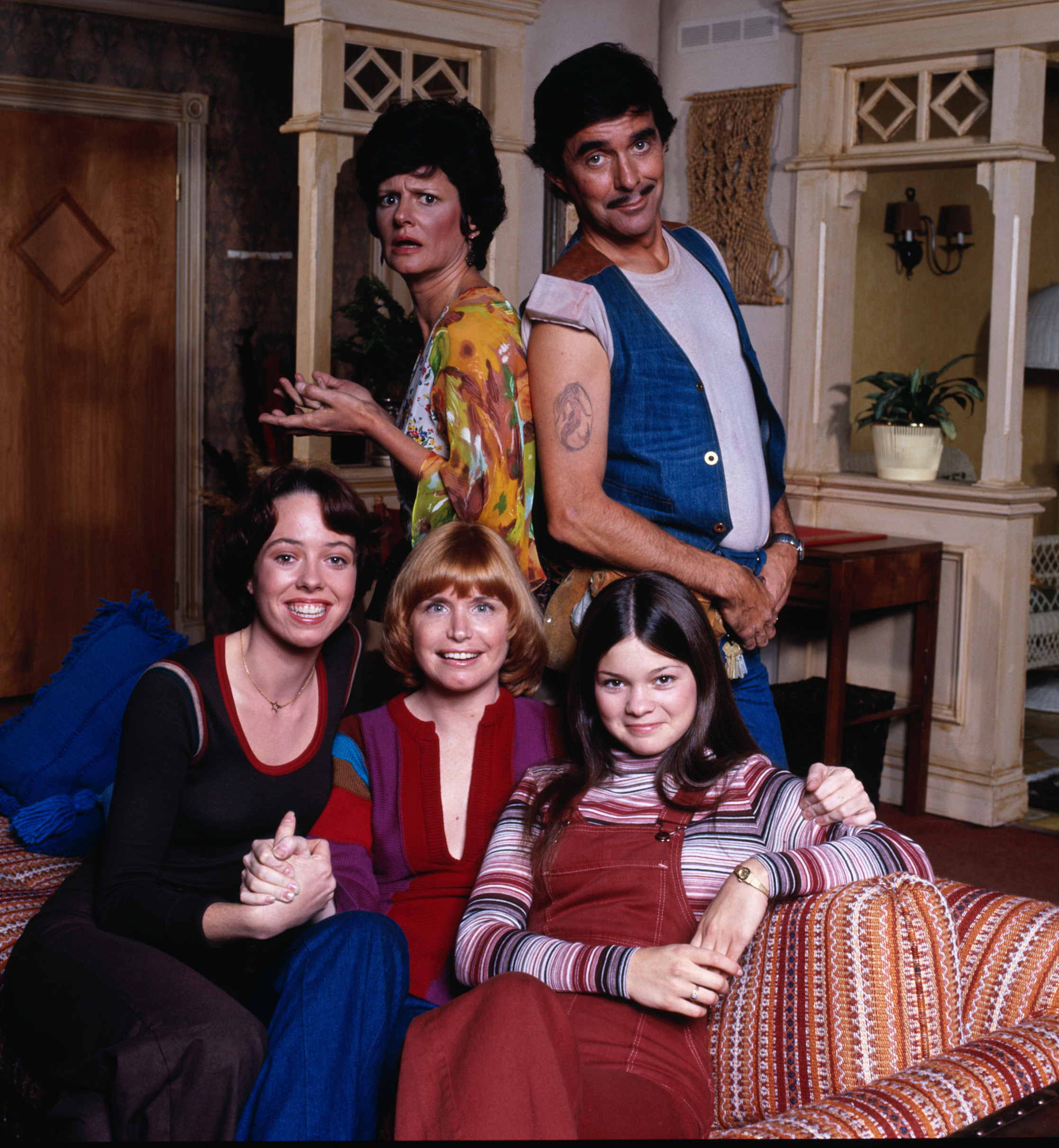 A 'One Day at a Time' Reboot is Coming to Netflix! - Closer Weekly