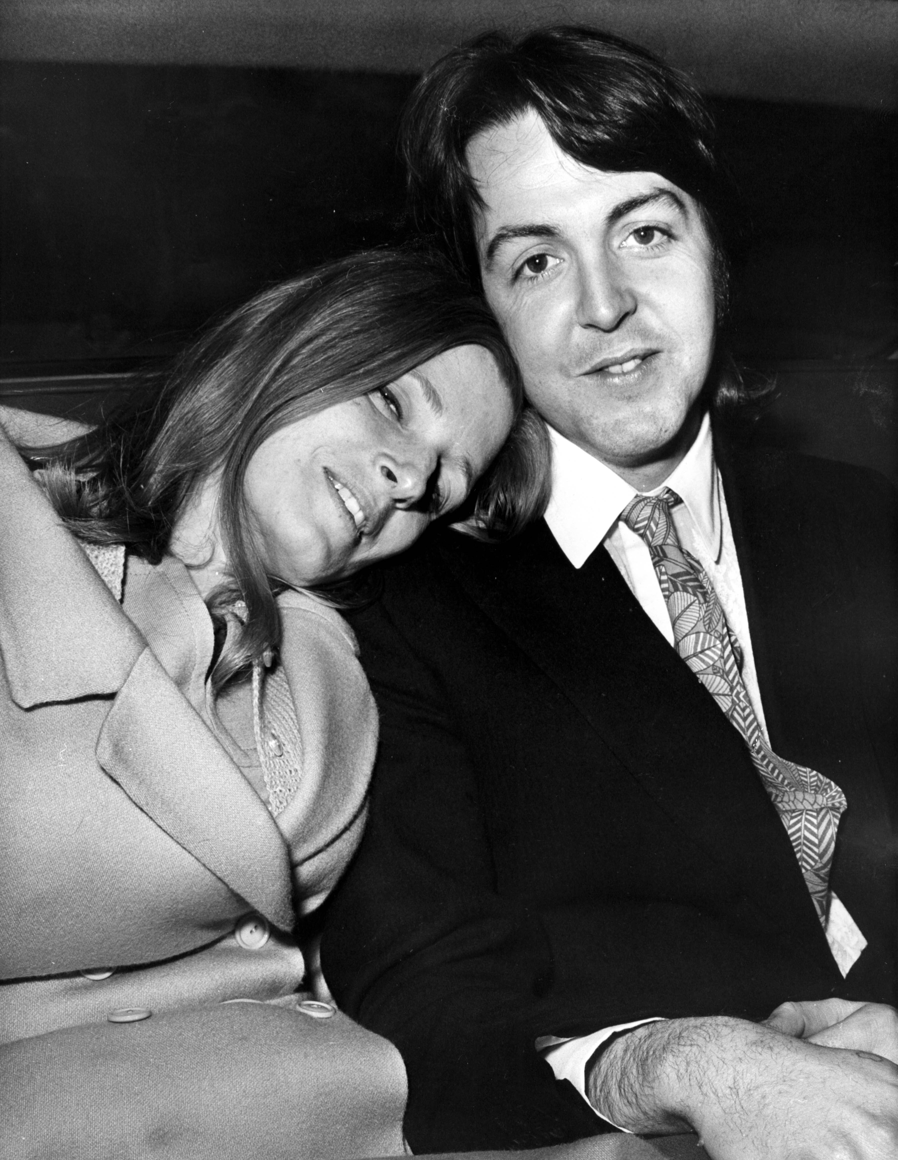 Paul McCartney's Friends Reveal the Secret Side of The Beatles Singer ...
