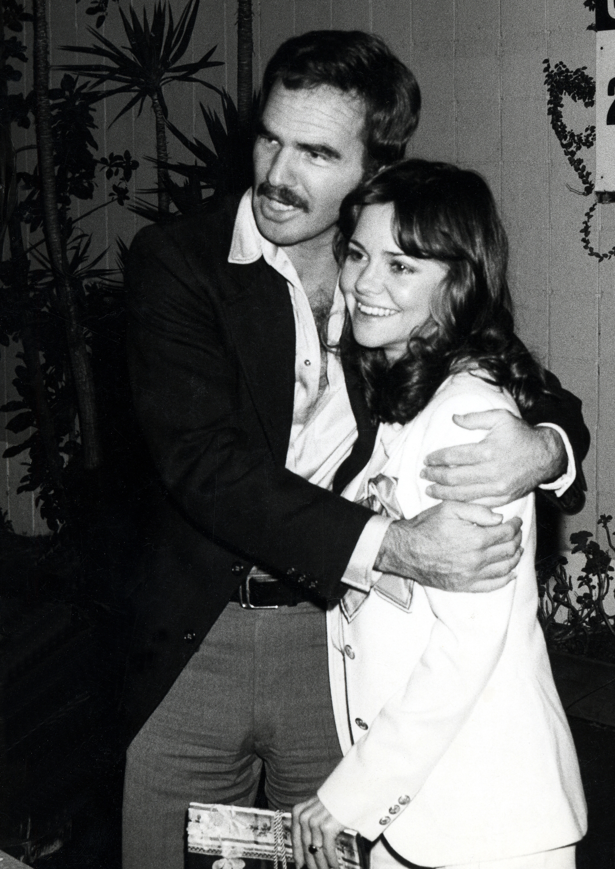 Burt Reynolds and Sally Field — Inside Their Legendary Romance - Closer ...