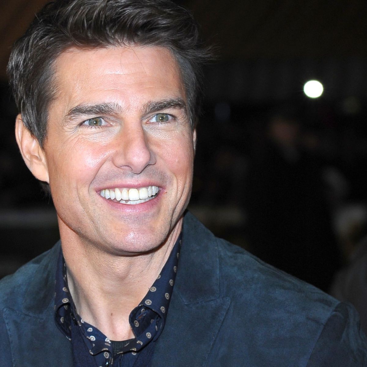 Tom Cruise Teeth Story Behind Actor S Misaligned Discolored Smile