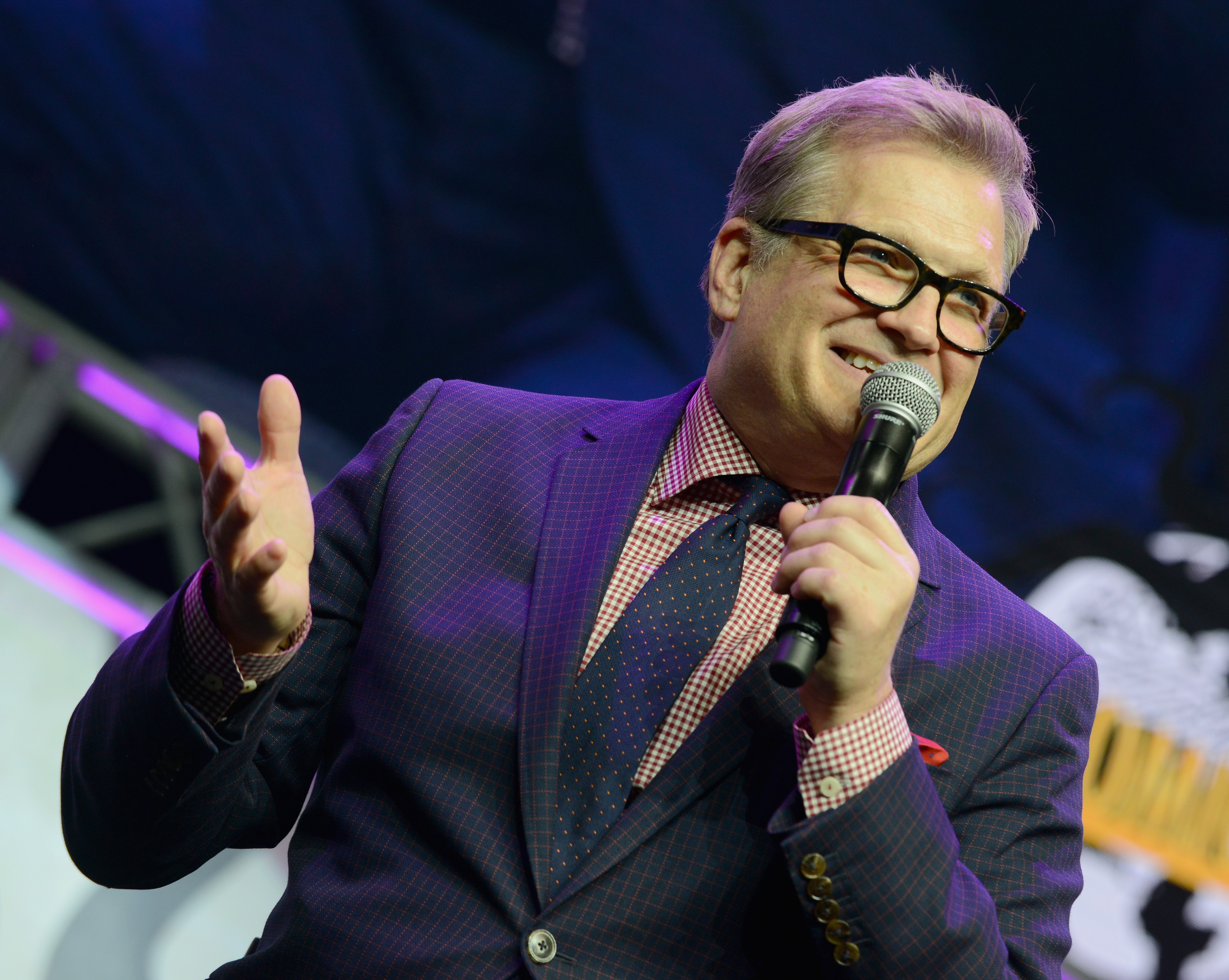 Drew Carey's Weight Loss: The Price Is Right Host Shed Nearly 100 Pounds