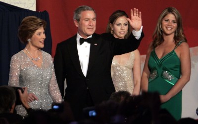 George W. bush, laura bush, jenna und barbara bush 2005 getty