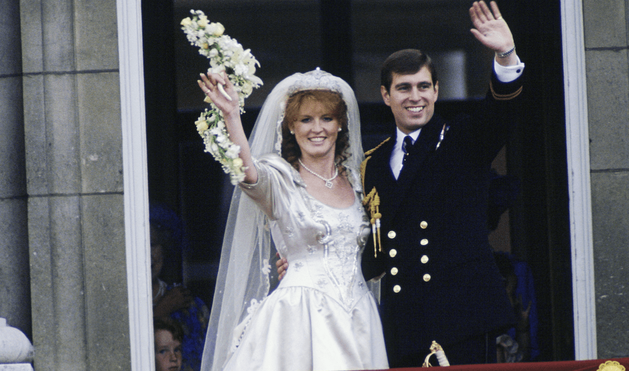 Stereotype Hængsel Tidsplan Sarah Ferguson Wore a Tiara and a Flower Crown on Her Royal Wedding Day