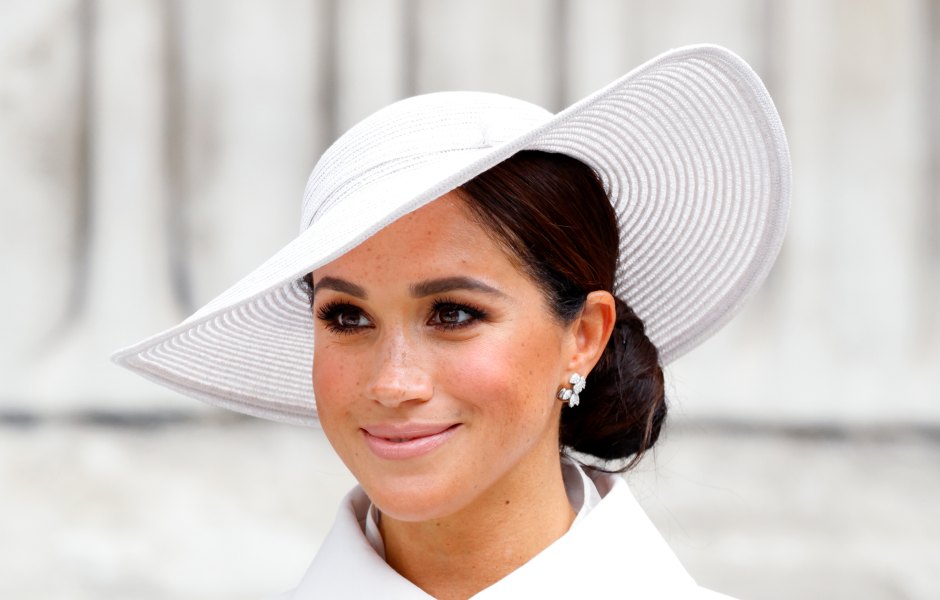 Meghan Markle wears white hat and white outfit
