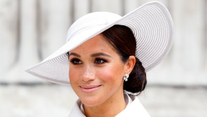 Meghan Markle wears white hat and white outfit