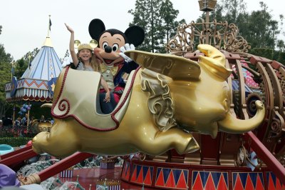 mickey-mouse-dumbo