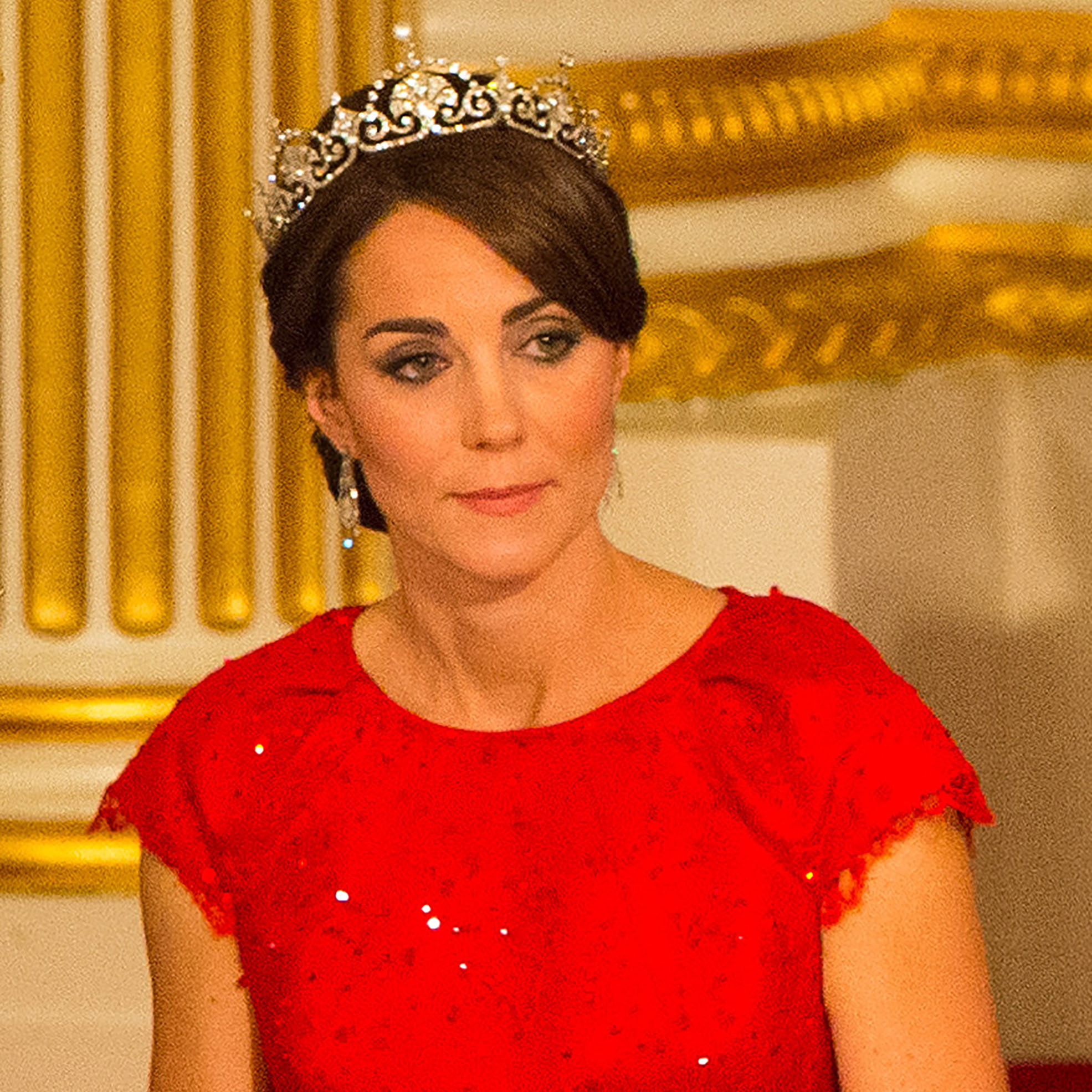 Kate Middletons Tiaras See All The Times Shes Worn A Royal Headpiece