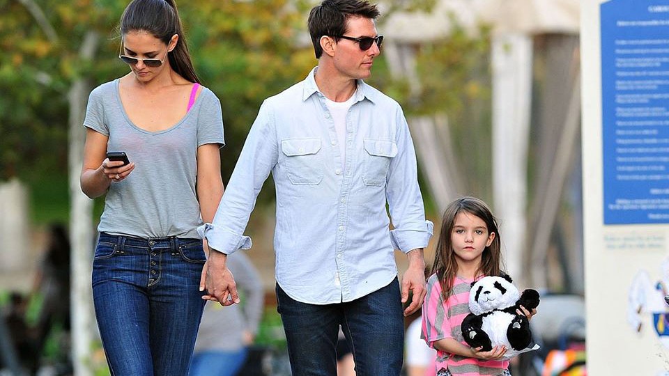katie holmes tom cruise baby