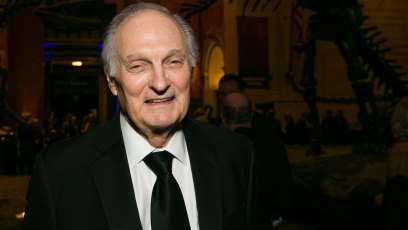 Alan Alda on 'M*A*S*H' Legacy and Why He'd Work With Woody Allen Again –  The Hollywood Reporter