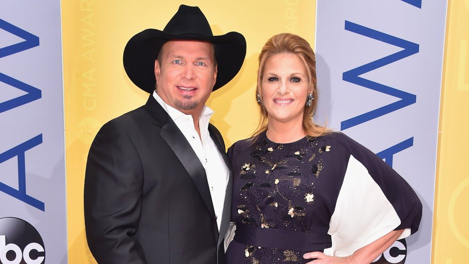 Singer-songwriters Garth Brooks and Trisha Yearwood attend the 50th annual CMA Awards