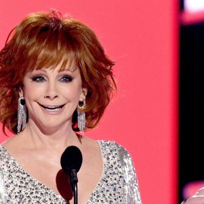 reba-mcentire-acm-awards-silver-gown-monologue