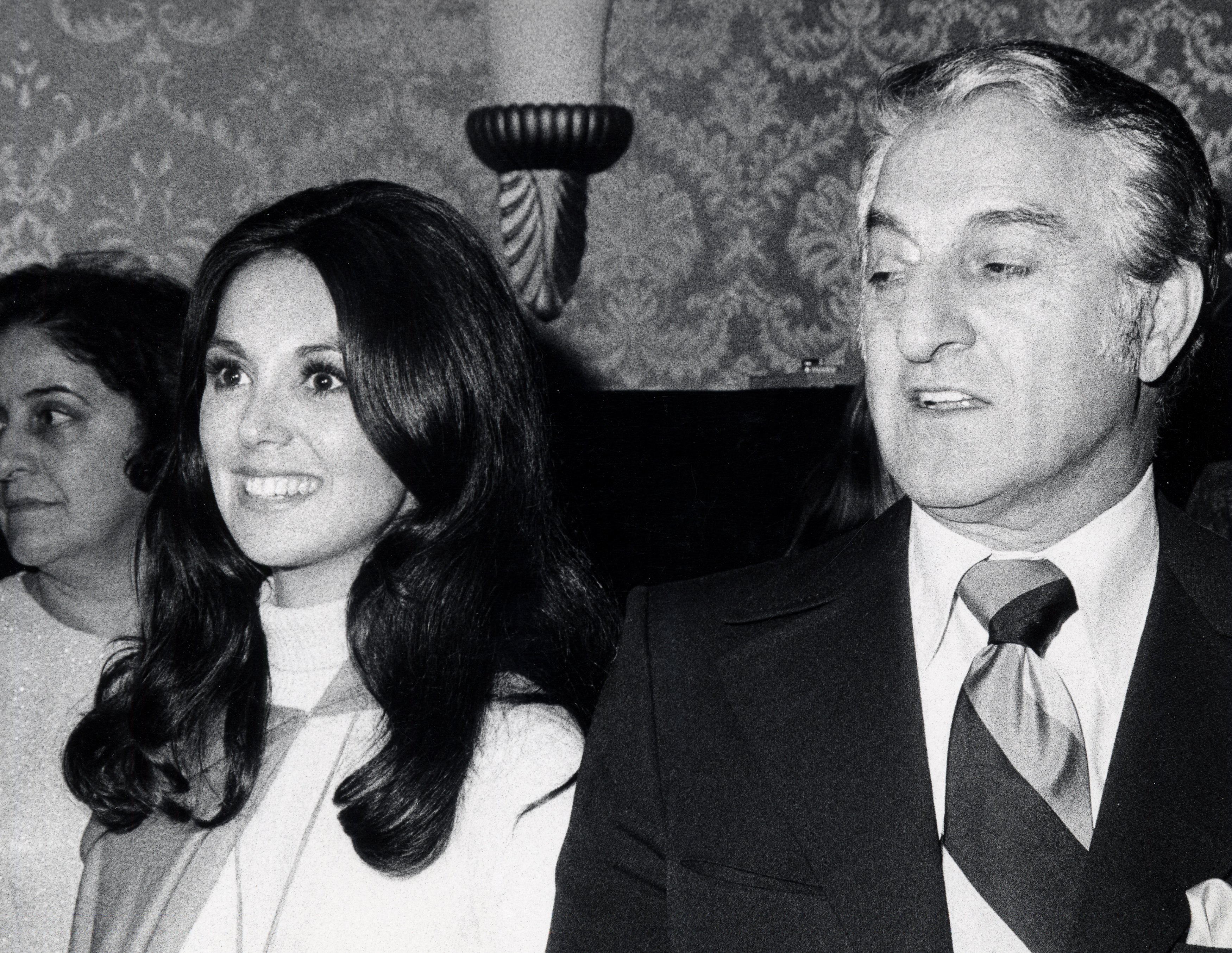 Marlo Thomas Shares Lessons From Father Danny and Other Relatives