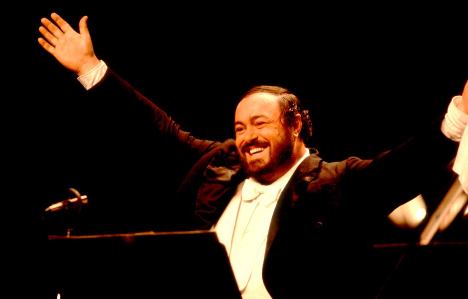 Italian-operatic-legend-Luciano-Pavarotti (1)