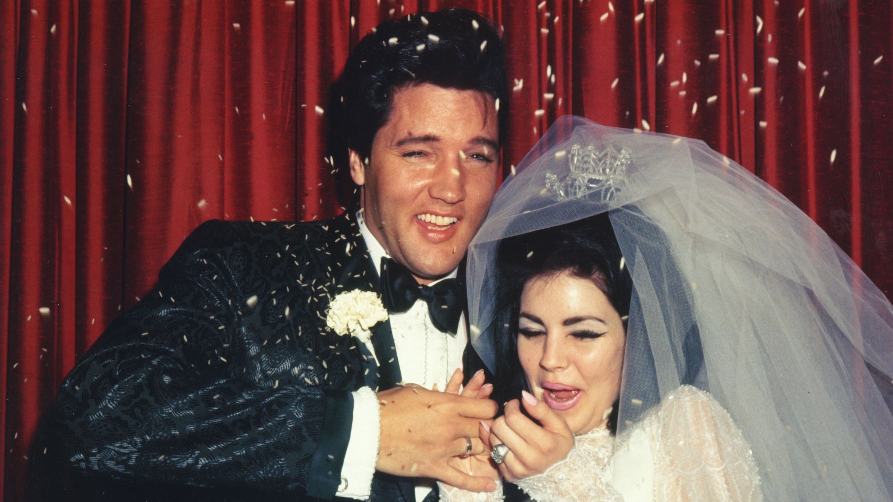 Priscilla Presley Didn't Like Wedding Dress She Wore to Marry