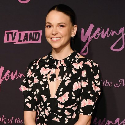 Sutton Foster in a floral dress at the 'Younger' season 6 premiere in NYC