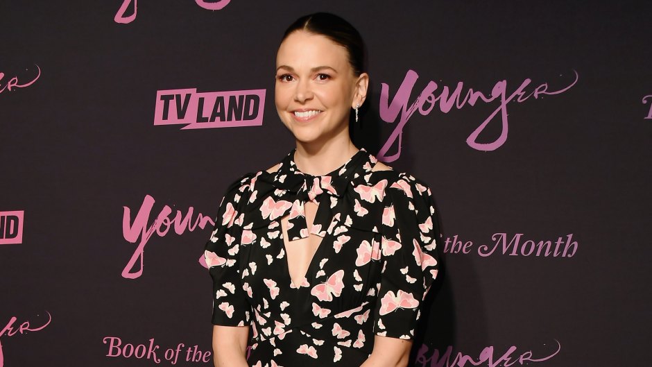 Sutton Foster in a floral dress at the 'Younger' season 6 premiere in NYC