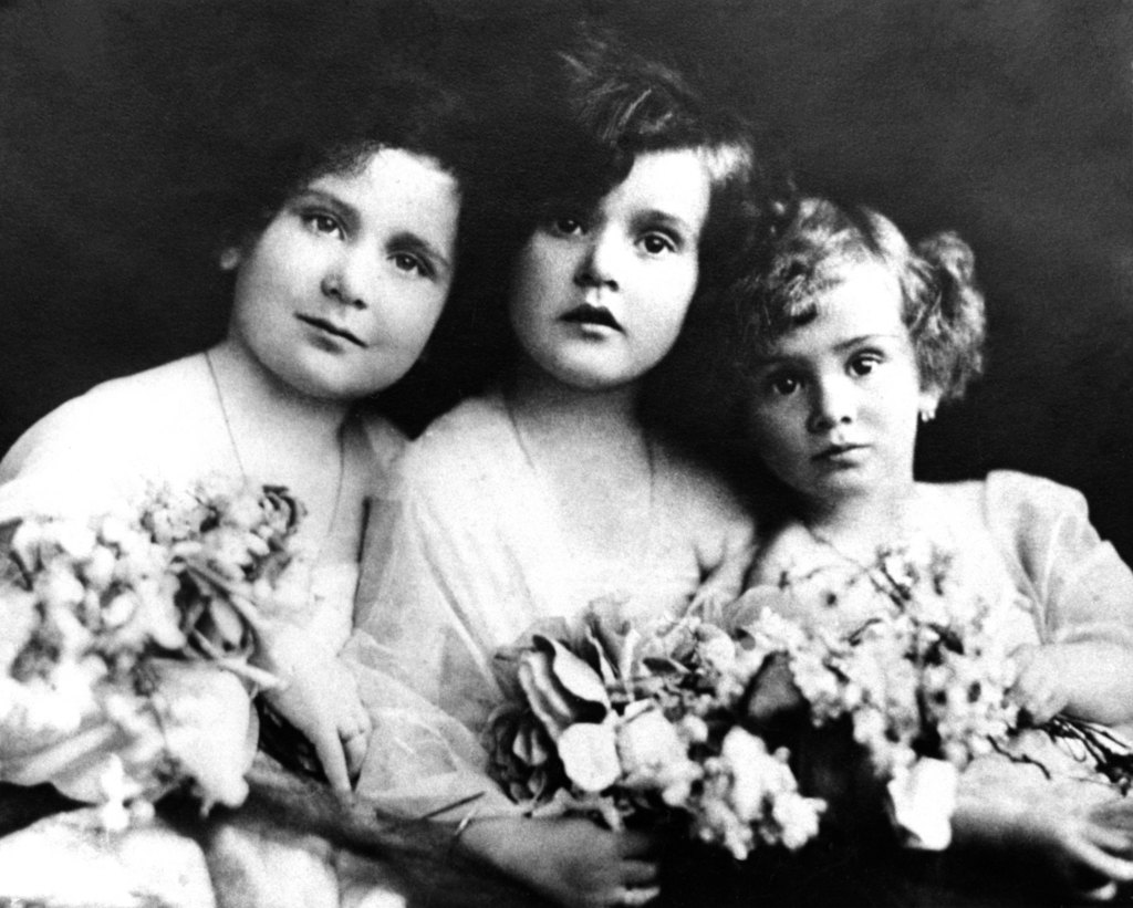 Gabor Sisters: Zsa Zsa, Eva and Magda Through the Years