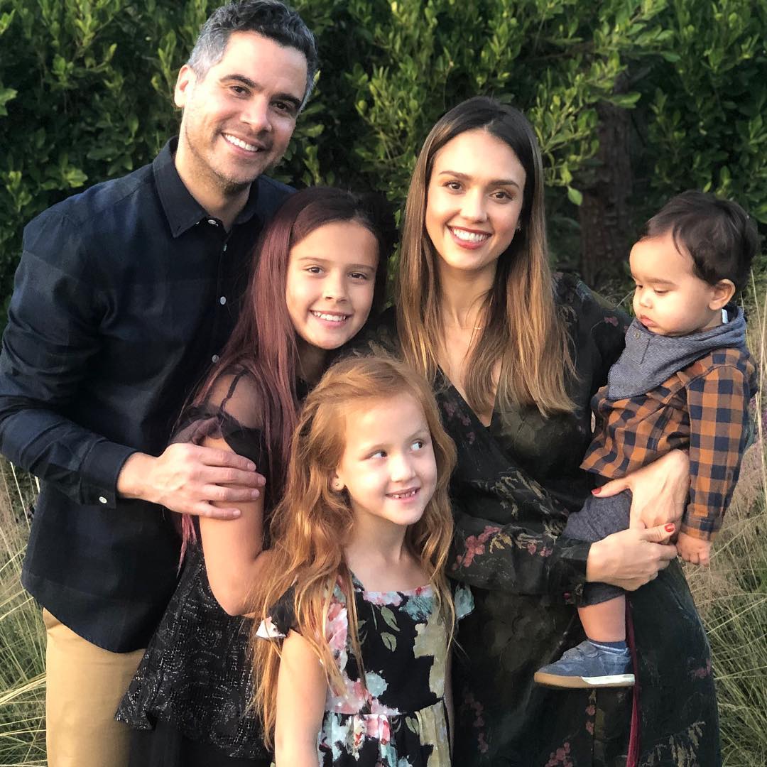 Jessica Alba Gushes Over 39th Birthday With Husband Cash And Kids Hayes alba warren 12/31/17 best gift to ring in the new year!! jessica alba gushes over 39th birthday