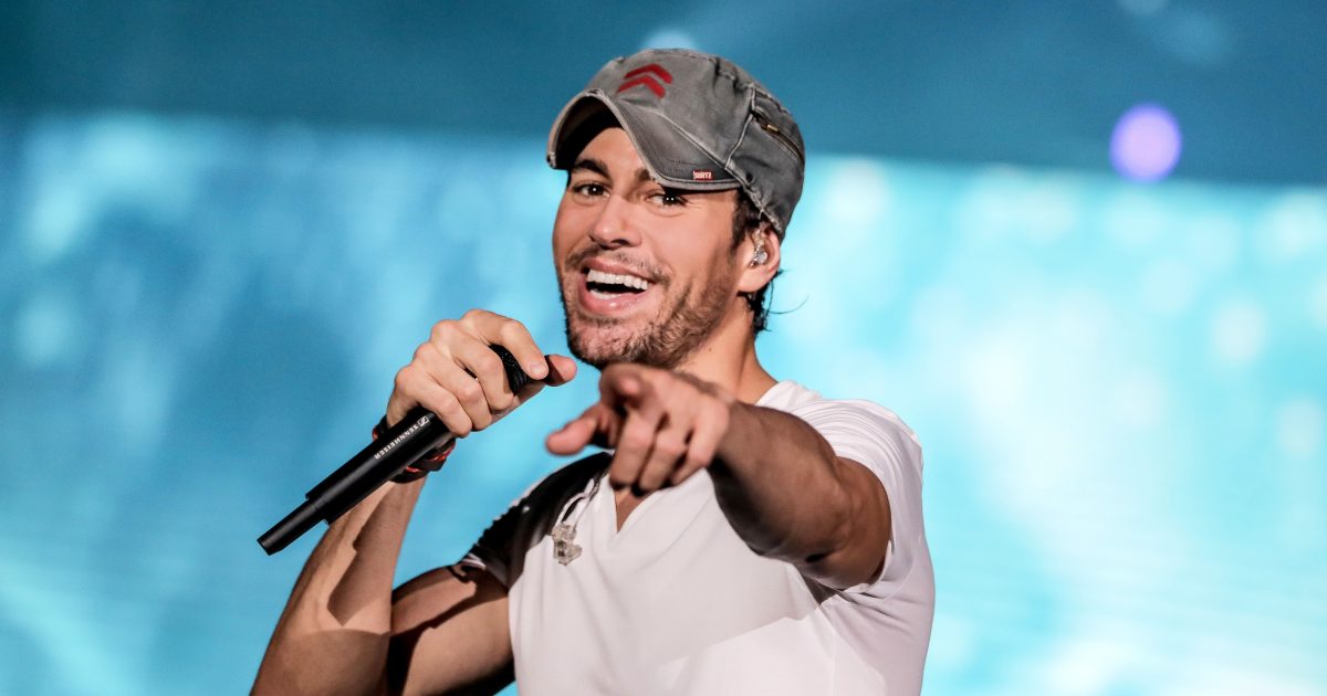 Enrique Iglesias Dances With Daughter Lucy in Rare Video