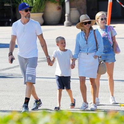 reese witherspoon and her family