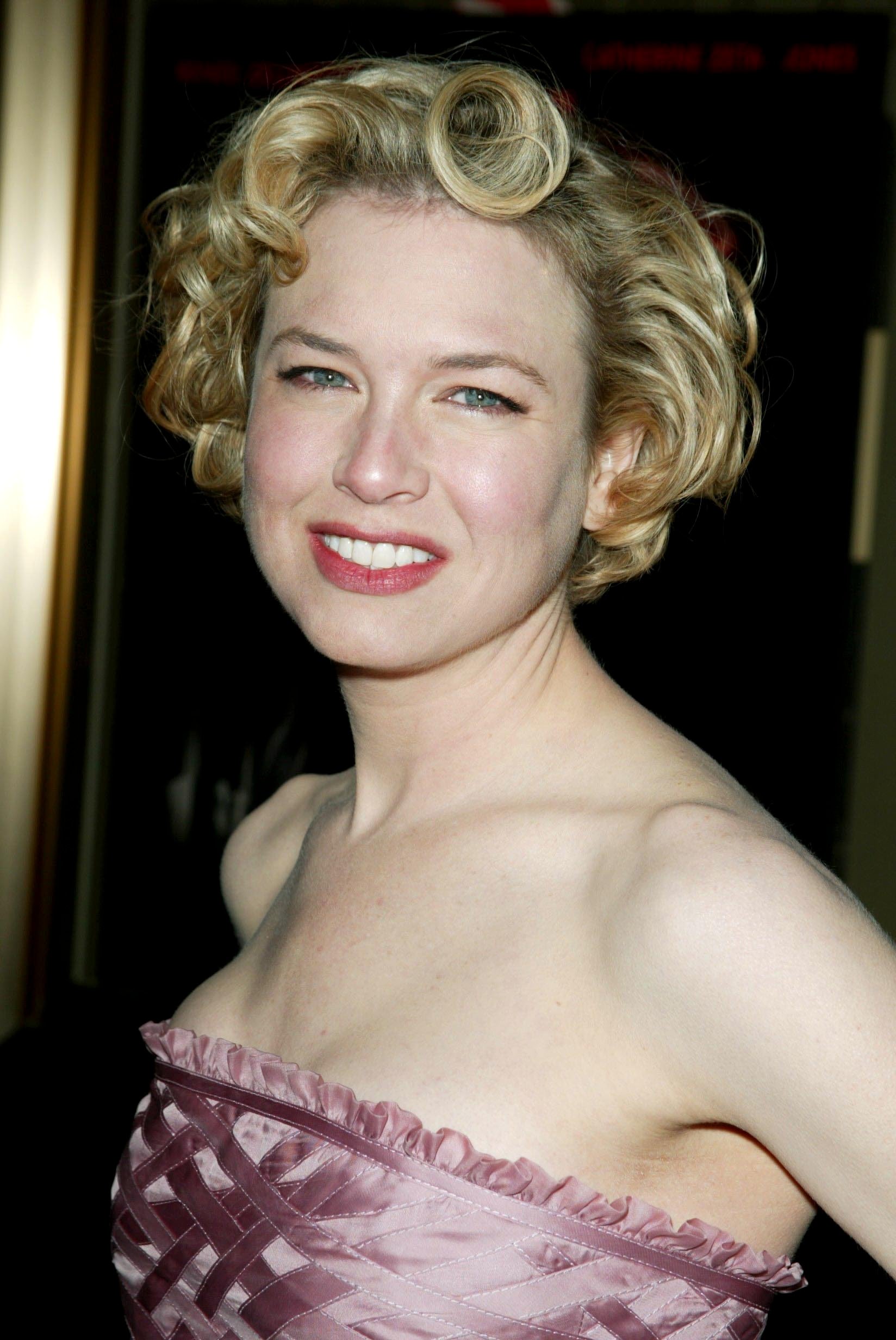 Renee Zellweger Young: See Her Transformation in Photos