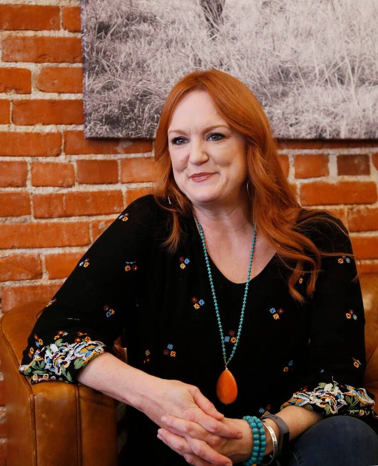 Ree Drummond Weight Loss: Pioneer Woman Shows Off Slim Figure | Closer Weekly