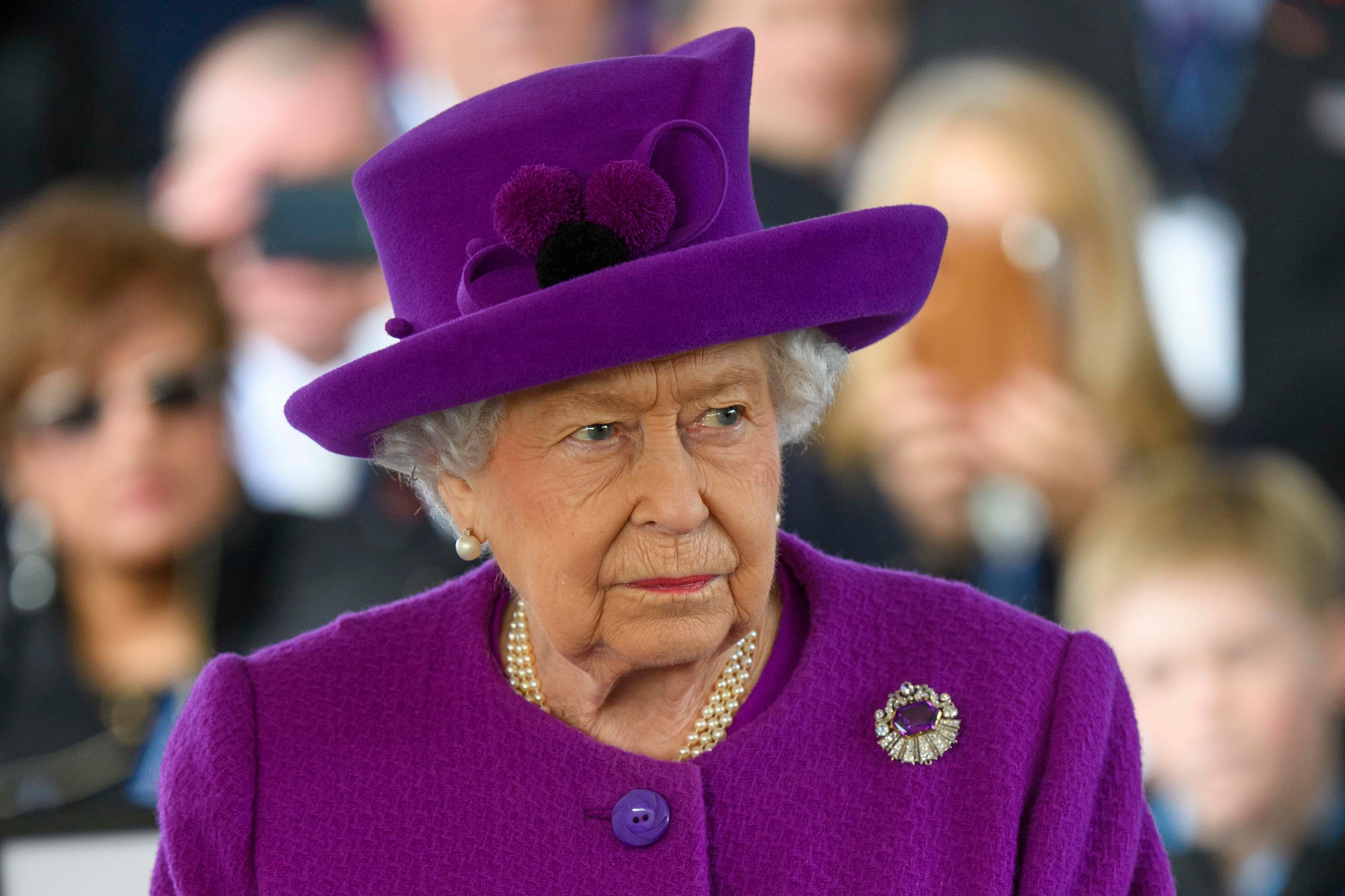 Queen Elizabeth's Skin Care: Here's How She Stays Looking Great