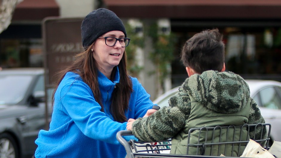 Jennifer Love Hewitt is seen makeup free with her youngest child, four-year-old son Atticus grocery shopping in Pacific Palisades.