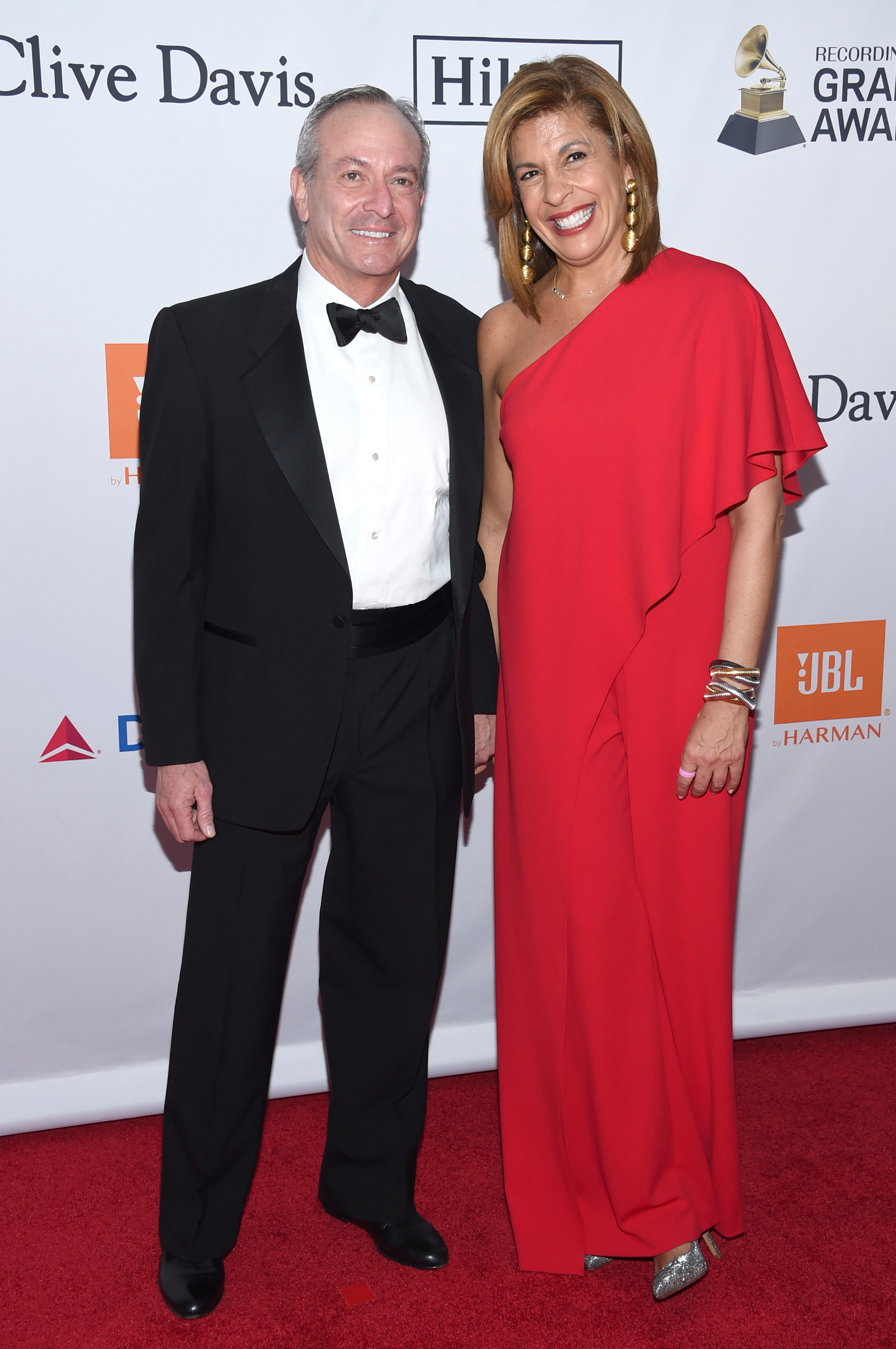 Flipboard: Hoda Kotb Couldn’t Be Happier With Joel Schiffman and Their 2 Kids: ‘My ...2156 x 3245