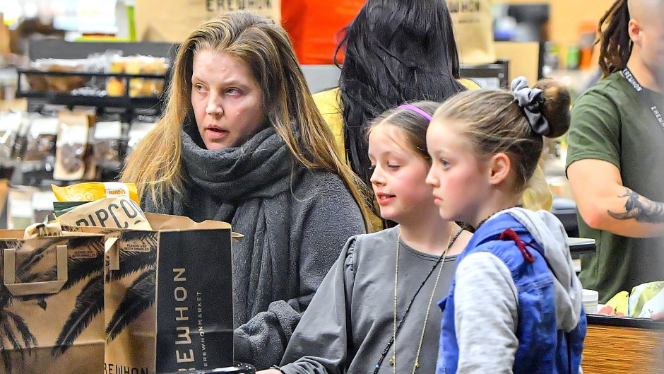 Lisa Marie Presley is spotted grocery shopping with her daughters amid Covid-19 Pandemic in Los Angeles, CA.