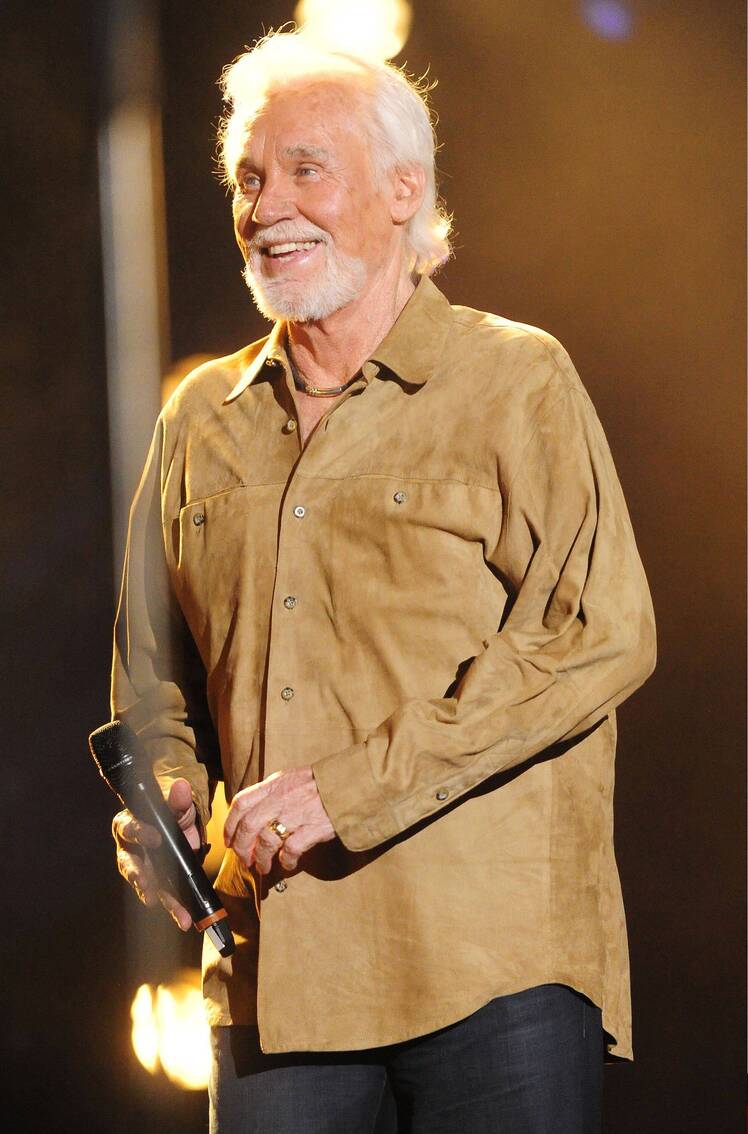 What Is Kenny Rogers Net Worth See How Much Money The Singer Made
