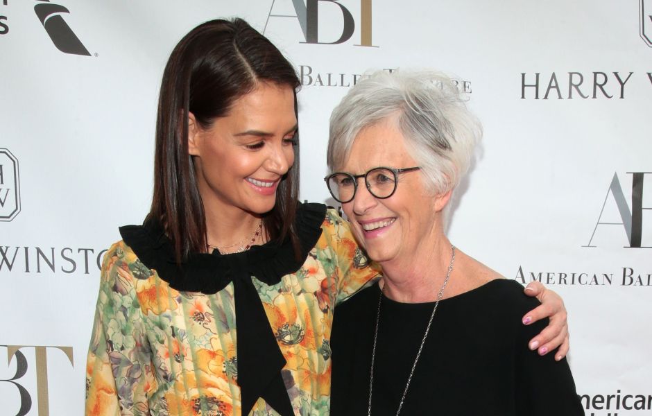 katie-holmes-shares-rare-throwback-photo-as-a-kid-with-mom-kathleen