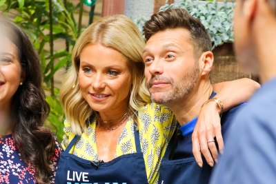 EXCLUSIVE: Ryan Seacrest and Kelly Ripa make funny faces while filming a cooking segment