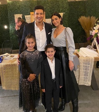 Mario Lopez's family