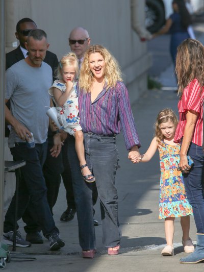 drew-barrymore-shows-off-the-impressive-fort-she-built-with-daughters-olive-and-frankie