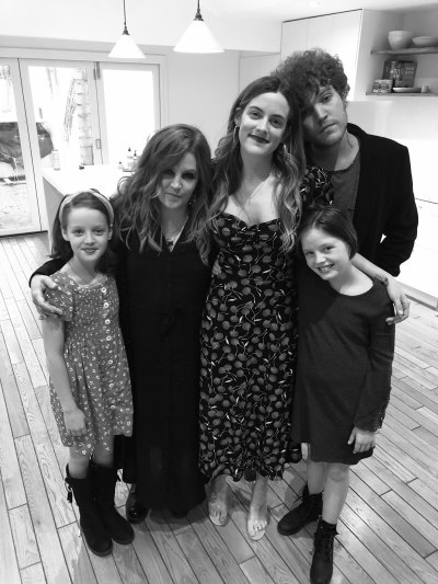 lisa-marie-presleys-kids-a-guide-to-the-singers-4-children
