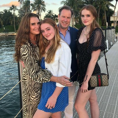 brooke-shields-2-kids-daughters-rowan-and-grier-with-chris-henchy