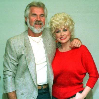 dolly-parton-loved-late-singer-kenny-rogers-to-death