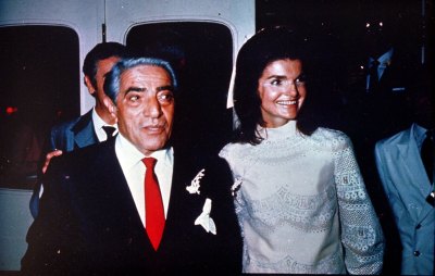 inside-jackie-kennedys-second-marriage-to-aristotle-onassis