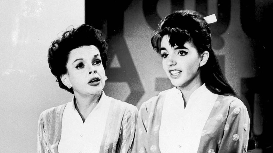 Liza Minnelli Had a 'Very Happy' Childhood With Mom Judy Garland