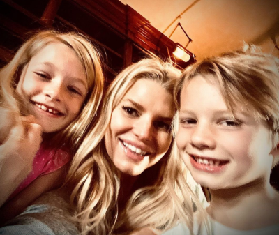 Jessica Simpson Cutest Photos With Her Kids