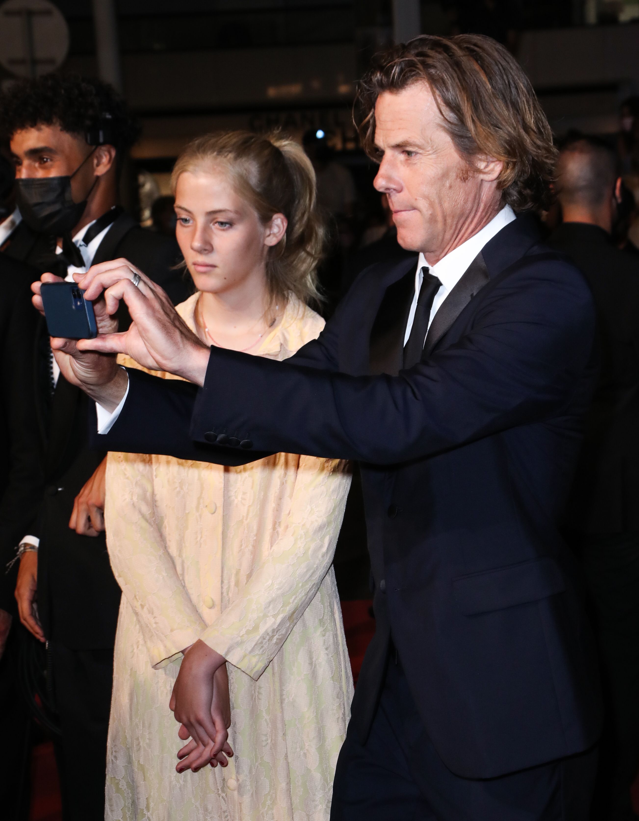 Julia Roberts' Daughter Hazel Makes Red Carpet Debut Photos