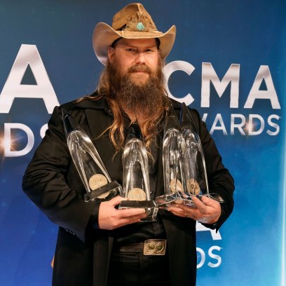 Chris Stapleton Is Dominating Country Music With a Huge Net Worth! Check Out How Much He Makes