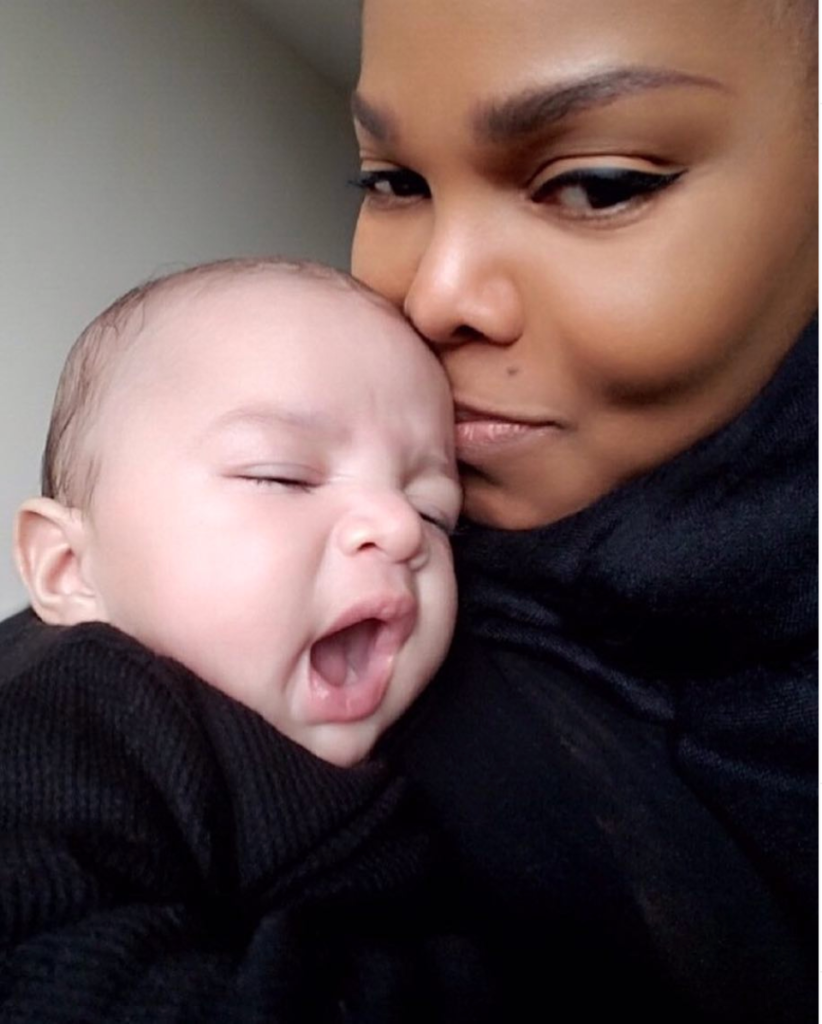 La superstar de la musique Janet Jackson adore être maman !  Rencontrez son fils Eissa 