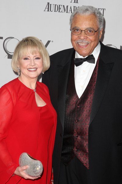 James Earl Jones’ 2 Marriages to Julienne Marie and Cecilia Hart