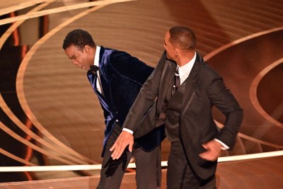 Will Smith Punches Chris Rock